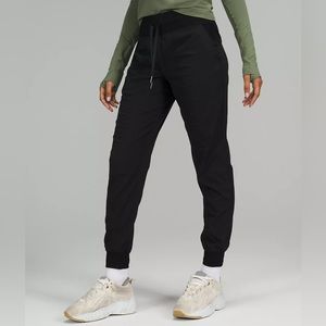Dance Studio Mid-Rise Jogger
Full Length